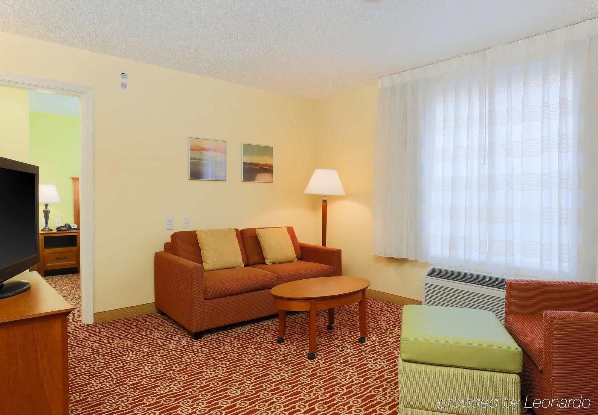 Towneplace Suites Лаббок Экстерьер фото